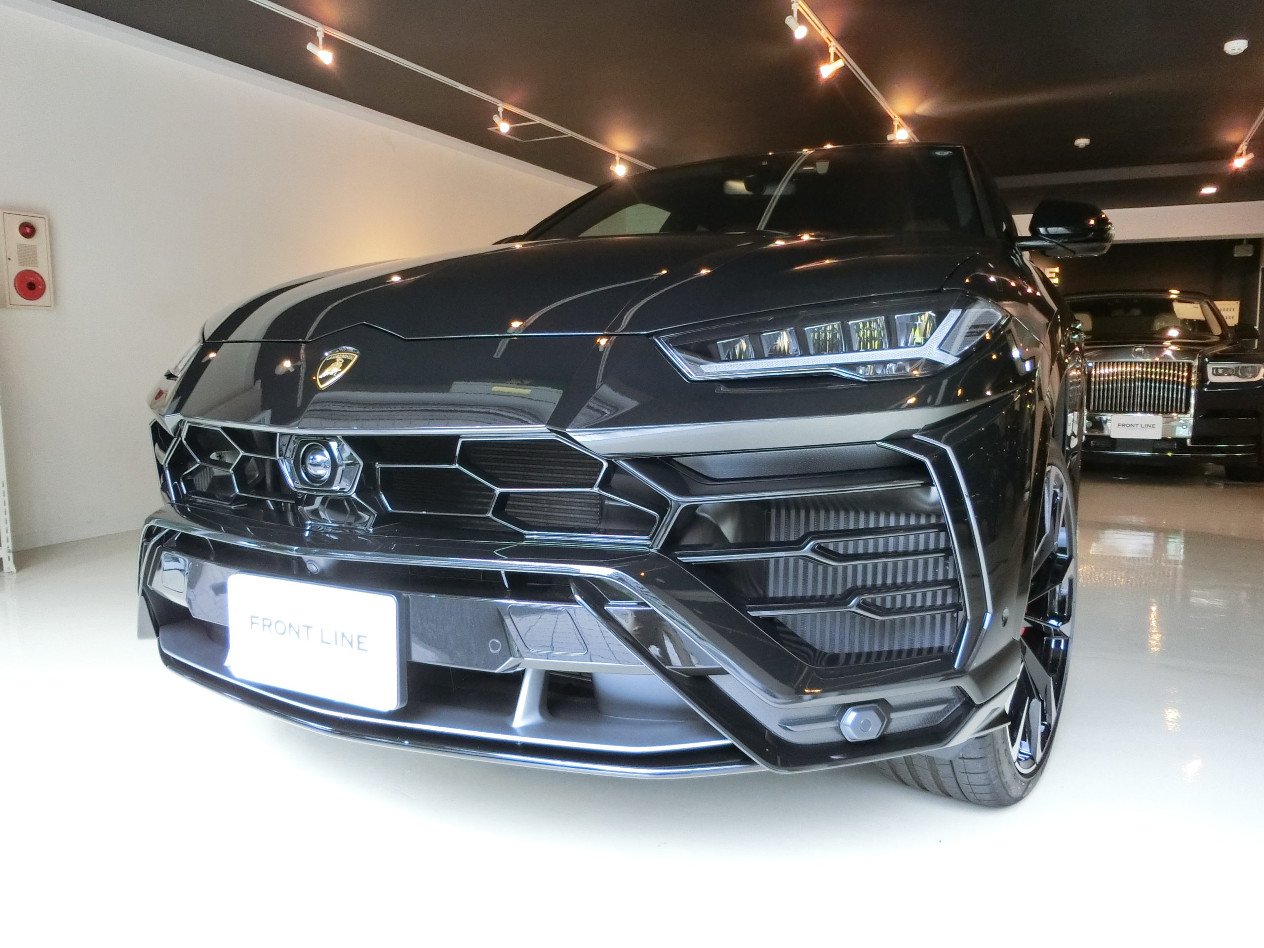 LAMBORGHINI URUS 4.0 4WD
