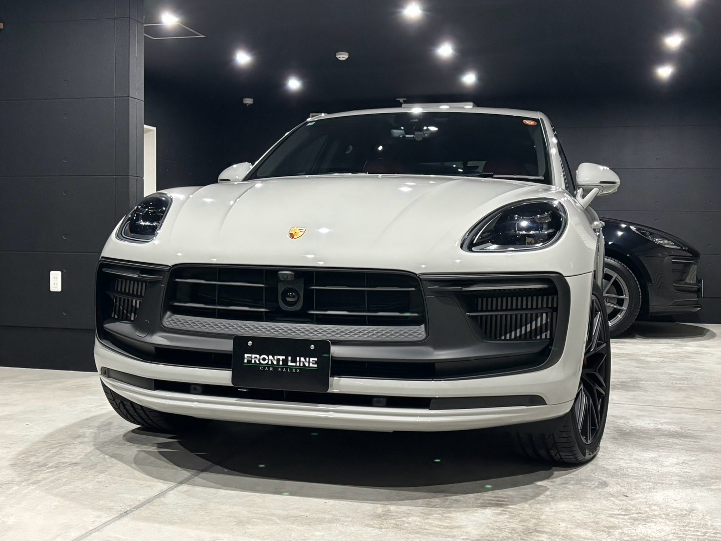 PORSCHE Macan GTS PDK 4WD